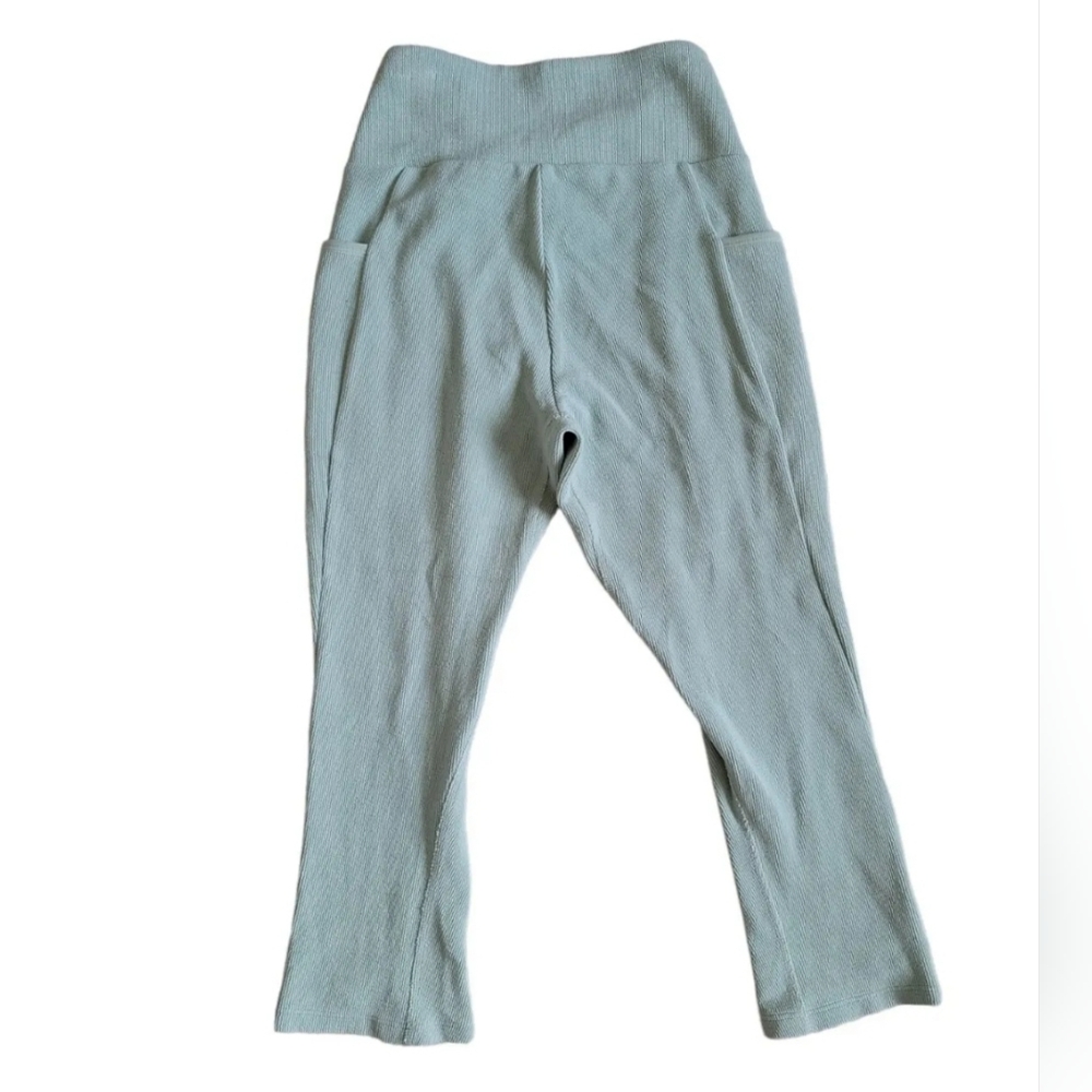 Gymshark Leggings Poise Cropped With Side Pockets In Pistachio Ice XS - Picture 10 of 12